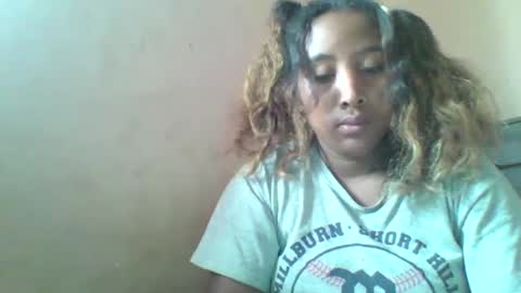 Snapshot of clarah0123 chatting on February 2025 07:37:01 AM Clarah0123 online show from February 2025 07:37:01 AM