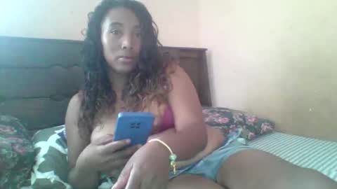 Snapshot of clarah0123 chatting on November 2025 08:47:02 AM Clarah0123 online show from November 2025 08:47:02 AM