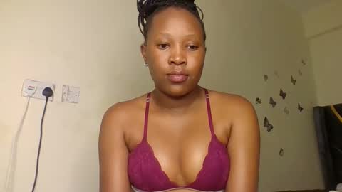 Snapshot of clarah11 chatting on April 2026 12:53:02 PM clara11 online show from April 2026 12:53:02 PM