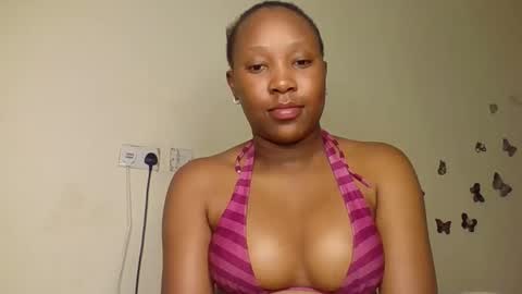 Snapshot of clarah11 chatting on April 2026 10:05:01 PM clara11 online show from April 2026 10:05:01 PM