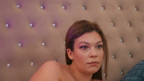 Clara online show from May 2026 06:47:01 PM