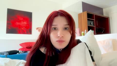 Sophie online show from April 2026 04:11:01 AM