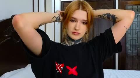 Sophie online show from May 2026 03:34:01 AM