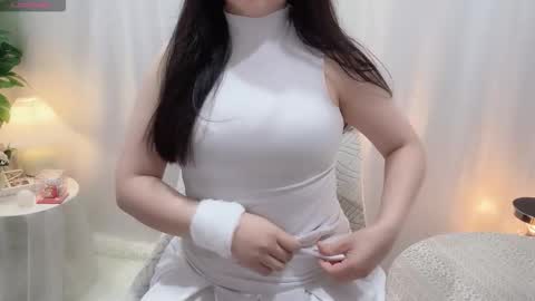 Snapshot of clari_yumi chatting on March 2026 01:33:02 AM Clari online show from March 2026 01:33:02 AM