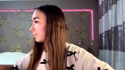 Yuna online show from December 2025 11:15:02 AM