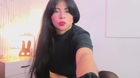 clariss_brown online show from October 2025 12:00:02 PM