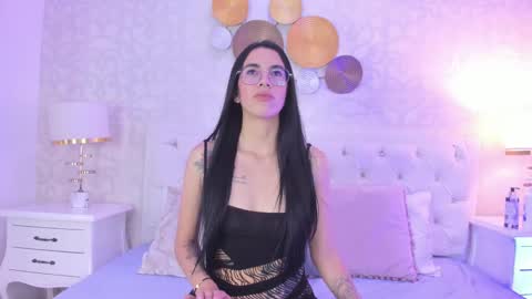 Snapshot of clarisse28 chatting on February 2025 07:30:01 PM Mistress Clarisse online show from February 2025 07:30:01 PM