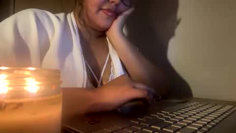 Snapshot of clariun chatting on November 2025 12:17:01 PM clariun online show from November 2025 12:17:01 PM