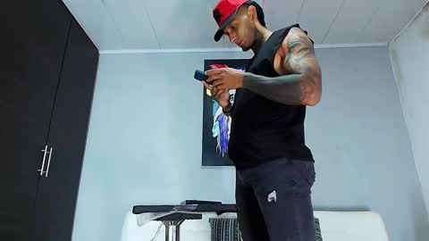 Snapshot of clark__ken chatting on March 2025 12:17:01 PM Juanpaindependent model online show from March 2025 12:17:01 PM