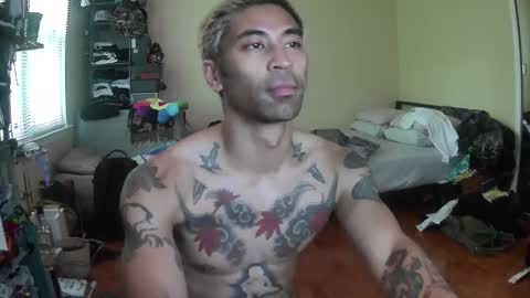 clarro online show from April 2026 10:15:01 PM