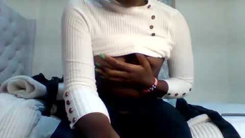 Snapshot of classic_carmen chatting on March 2026 05:41:02 PM carmen online show from March 2026 05:41:02 PM