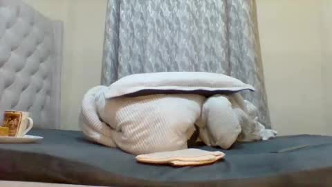 Snapshot of classic_carmen chatting on March 2026 04:44:01 PM carmen online show from March 2026 04:44:01 PM