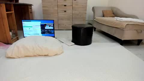 Deea xxx online show from June 2026 02:33:01 AM