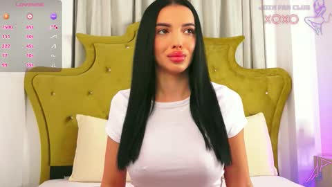 Snapshot of classybarby__ chatting on October 2025 05:21:02 PM Velma online show from October 2025 05:21:02 PM