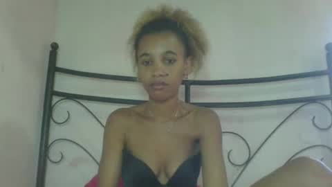 Snapshot of claudiannah chatting on February 2026 06:44:02 AM claudianne online show from February 2026 06:44:02 AM