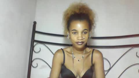 Snapshot of claudiannah chatting on March 2026 06:17:02 AM claudianne online show from March 2026 06:17:02 AM