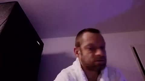 Florian online show from December 2025 11:53:01 PM