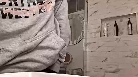 Snapshot of clayton_clay chatting on November 2025 10:21:01 AM clayton_clay online show from November 2025 10:21:01 AM