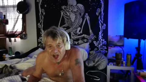 Snapshot of cleanhole4you chatting on June 2026 06:34:02 PM cleanhole4you online show from June 2026 06:34:02 PM