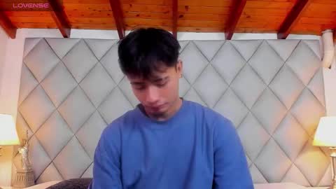 clement_reyes online show from December 2025 07:44:01 PM