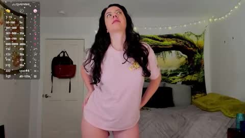 Snapshot of cleo_cam chatting on November 2025 02:45:02 AM Cleo Schedule Updates online show from November 2025 02:45:02 AM