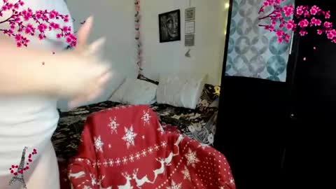 cleo_christmas online show from May 2026 11:57:02 PM