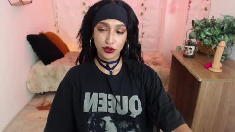 Snapshot of cleo_fox chatting on September 2025 12:11:01 AM Cleo online show from September 2025 12:11:01 AM