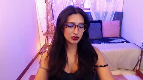 Snapshot of cleo_fox chatting on September 2025 10:32:02 PM Cleo online show from September 2025 10:32:02 PM