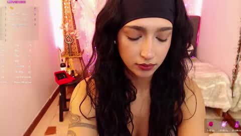 Cleo  online show from November 2025 11:47:02 PM