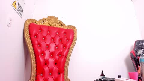 Snapshot of cleopatra_trans chatting on February 2025 04:00:01 PM online show from February 2025 04:00:01 PM