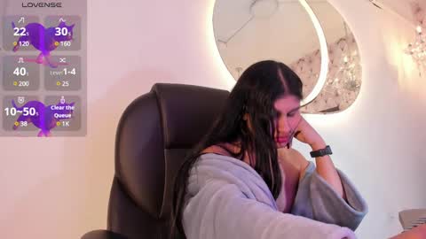 Snapshot of cleopatraa1 chatting on January 2025 02:03:02 AM Cleopatra online show from January 2025 02:03:02 AM