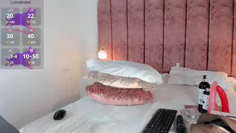 Snapshot of cleopatraa1 chatting on March 2025 11:00:02 PM Cleopatra online show from March 2025 11:00:02 PM