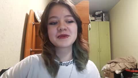 Snapshot of cleopatrastong chatting on December 2025 06:03:02 PM Dina online show from December 2025 06:03:02 PM