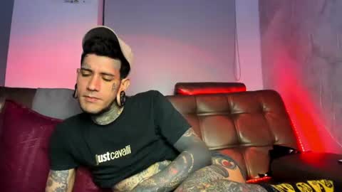 cleo y maikol online show from June 2026 05:49:02 AM