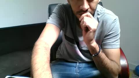Snapshot of clickeame chatting on October 2025 02:23:02 PM clickeame online show from October 2025 02:23:02 PM