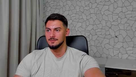 ClintMasterss online show from October 2025 05:29:02 AM