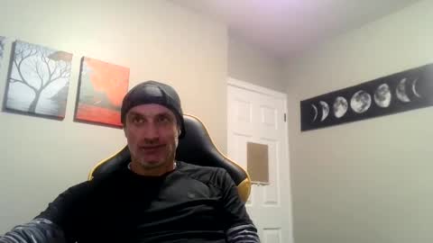 Snapshot of clintwood12 chatting on December 2024 07:05:01 AM chad online show from December 2024 07:05:01 AM