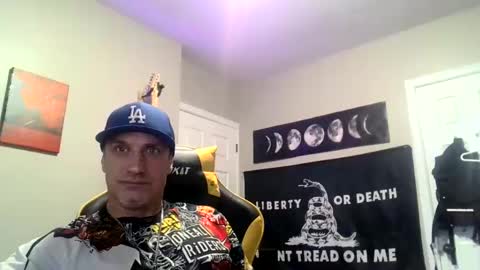 Snapshot of clintwood12 chatting on December 2024 01:18:02 AM chad online show from December 2024 01:18:02 AM