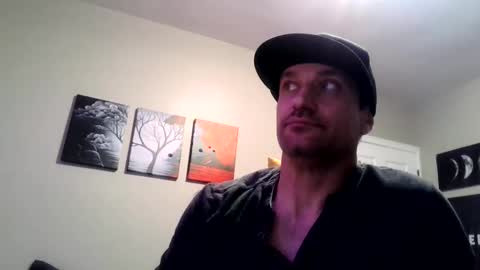 Snapshot of clintwood12 chatting on December 2024 07:44:01 AM chad online show from December 2024 07:44:01 AM