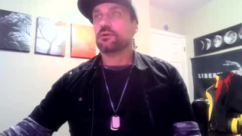 Snapshot of clintwood12 chatting on January 2025 05:41:02 AM chad online show from January 2025 05:41:02 AM