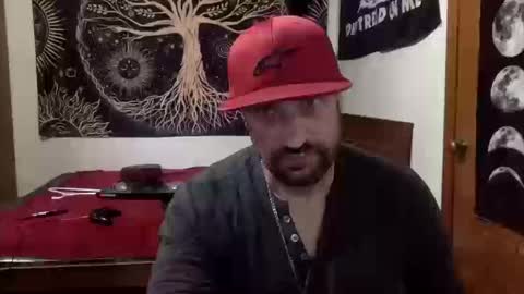 Snapshot of clintwood12 chatting on October 2025 01:35:02 PM chad online show from October 2025 01:35:02 PM