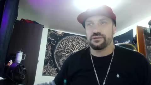 Snapshot of clintwood12 chatting on November 2025 04:18:01 AM chad online show from November 2025 04:18:01 AM