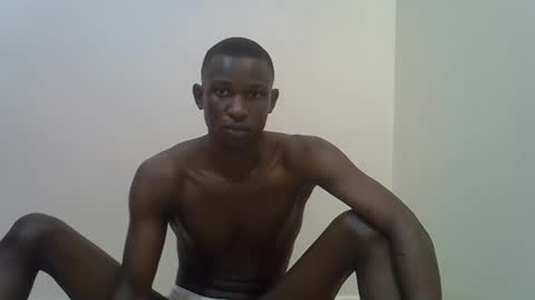clive_damian online show from May 2026 04:12:02 PM