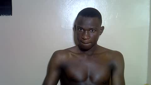 Snapshot of clive_damian chatting on June 2026 01:05:01 AM clive_damian online show from June 2026 01:05:01 AM