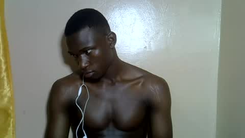 Snapshot of clive_damian chatting on June 2026 03:36:01 AM clive_damian online show from June 2026 03:36:01 AM