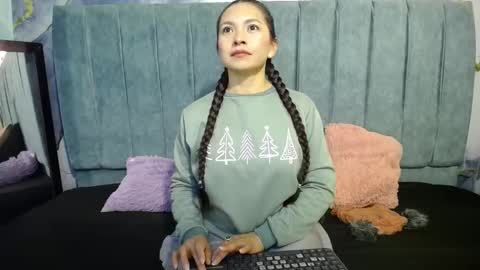 Snapshot of cloe16_ chatting on December 2025 02:38:01 AM Cloe online show from December 2025 02:38:01 AM