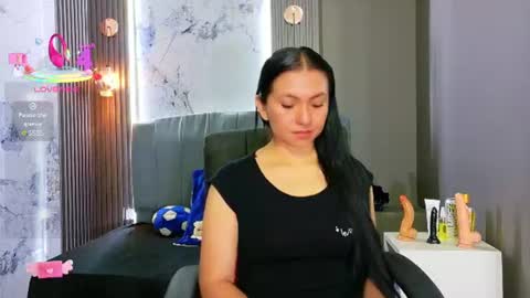 Cloe online show from June 2026 12:50:02 PM