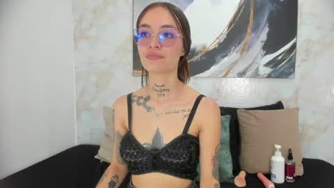 Snapshot of cloe_amazingg chatting on July 2026 05:17:01 PM Cloe online show from July 2026 05:17:01 PM