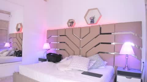 Snapshot of cloe_cifuentes chatting on February 2025 11:30:02 AM Cloe Online de 600 a 1400 online show from February 2025 11:30:02 AM
