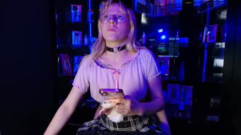  CLOE  online show from January 2026 12:30:01 PM